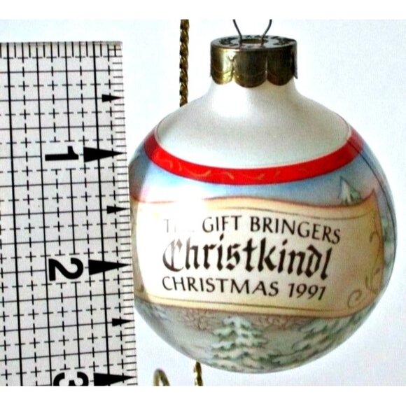 The Gift Bringers "Christkindl" Ornament  - Third in the Series - 1991 Hallmark - Picture 6 of 7